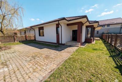 Casă individuală cu 4 camere cu Teren 300 Mp în Corbeanca
