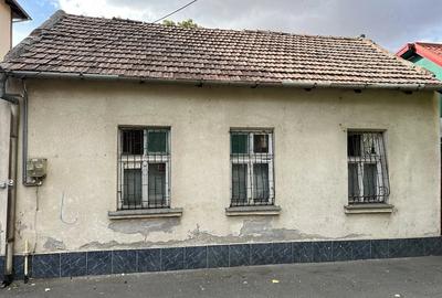 Casă cu 3 camere cu Teren 306 Mp în Pârneava