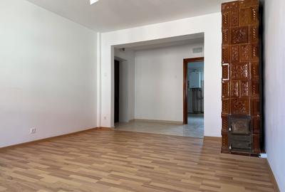 Apartament cu 3 camere decomandat în Central - 4