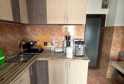 Apartament cu 3 camere decomandat, mobilat în Tomești - 9