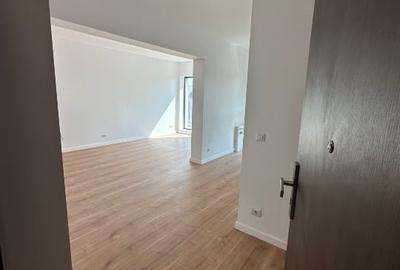 Apartament cu 3 camere decomandat în Albert