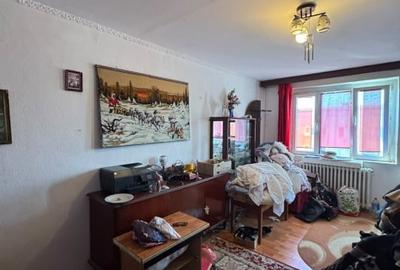 Apartament cu 3 camere decomandat în Dristor - 1