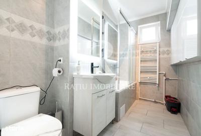 Apartament cu 3 camere decomandat în Nufărul - 1