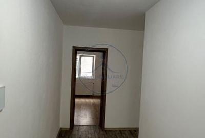 Apartament cu 4 camere în Central