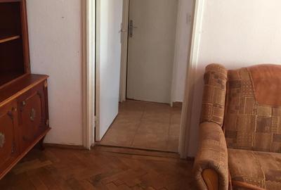 Casă cu 2 camere în Central