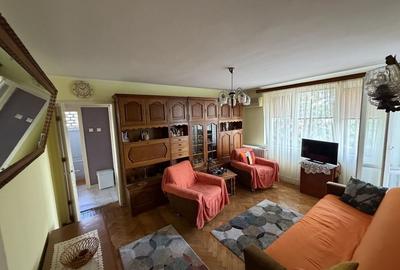 Apartament cu 3 camere nedecomandat în Titan