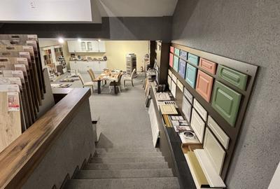 Spațiu comercial, de 487 mp, în Central - 4