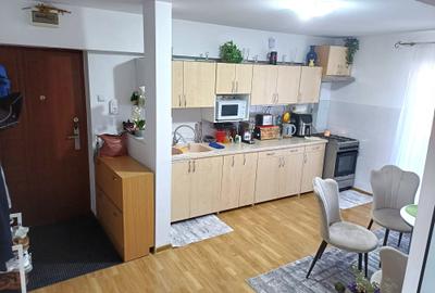 Apartament cu 2 camere decomandat în Dumbrava 2 - 1