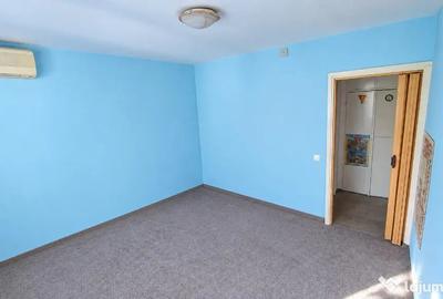 Apartament cu 4 camere decomandat în Gorjului