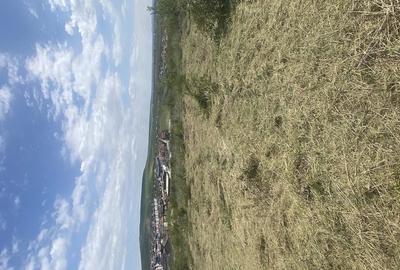 Teren de 2700 mp, în Central - 7