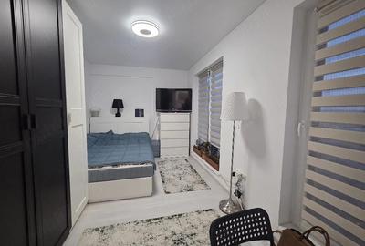 Apartament cu 3 camere nedecomandat în Apărătorii Patriei - 1