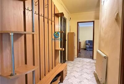 Apartament cu 2 camere decomandat în Răcădău
