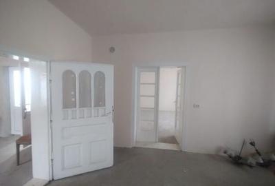 Casă cu 3 camere în Chizătău - 2