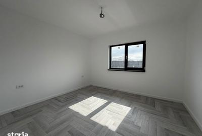 Casă cu 4 camere cu Teren 400 Mp în Clinceni - 1