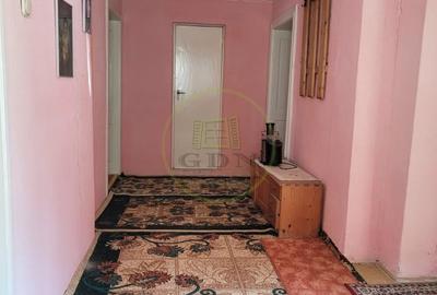 Casă individuală cu 6 camere cu Canalizare în Exterior Vest - 20
