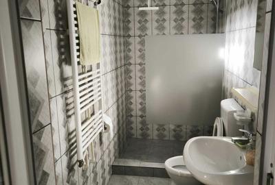 Casă cu 3 camere cu Teren 40 Mp în Central - 3