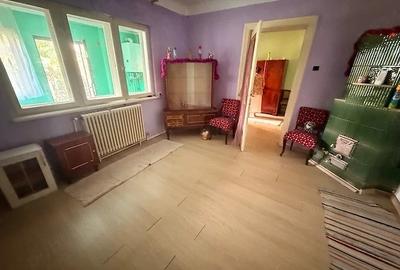 Apartament cu 4 camere în Jiului