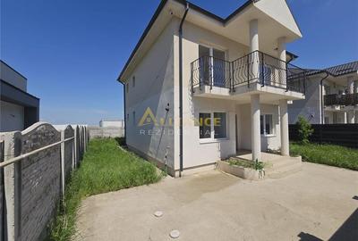 Casă cu 4 camere cu Teren 560 Mp în Berceni - 1