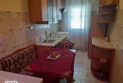 Apartament cu 2 camere decomandat, mobilat în Central