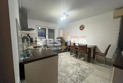 Apartament cu 3 camere decomandat în Inel I