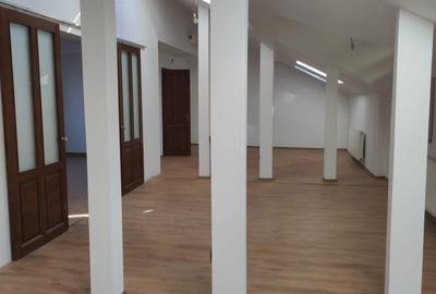 Casă cu 4 camere cu Teren 209 Mp în Central - 5