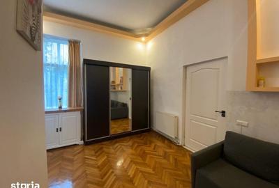Apartament cu 3 camere în Central