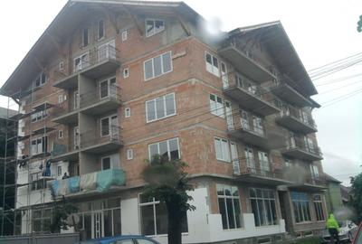 Apartament cu 5 camere decomandat în Calea Dumbrăvii - 7