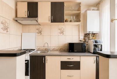 Apartament cu 3 camere decomandat în Dacia - 2