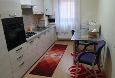 Garsonieră decomandată, mobilată în Central