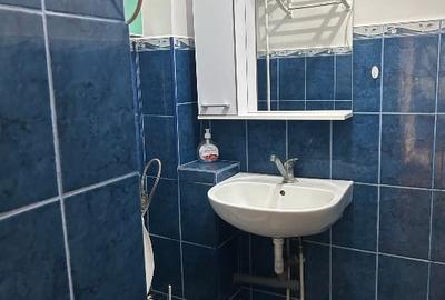 Apartament cu 3 camere semidecomandat, mobilat în Central - 3