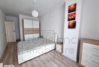 Apartament cu 3 camere semidecomandat, mobilat în Bună Ziua