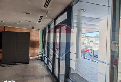 Spațiu comercial, de 198 mp, în Central