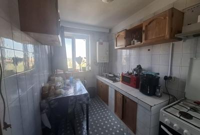 Apartament cu 3 camere semidecomandat în Craiovei - 5