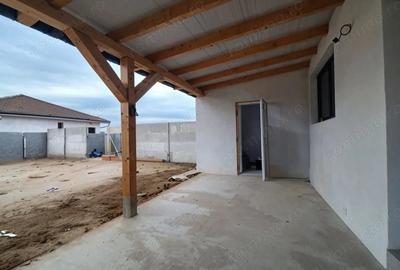 Casă cu 4 camere cu Teren 460 Mp în Nojorid - 5