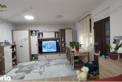 Casă cu 6 camere cu Teren 270 Mp în Central - 1