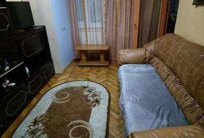 Garsonieră semidecomandată în Micro 19