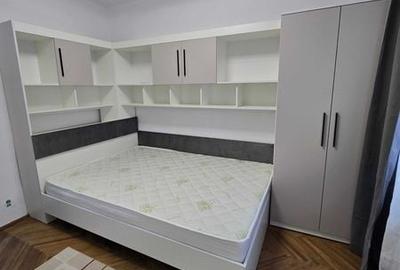 Apartament cu 4 camere decomandat în Central - 2