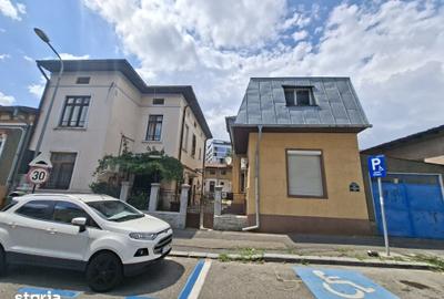 Casă cu 5 camere cu Teren 150 Mp în Gara de Nord