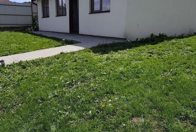 Casă cu 2 camere decomandat în Ighișu Nou - 1