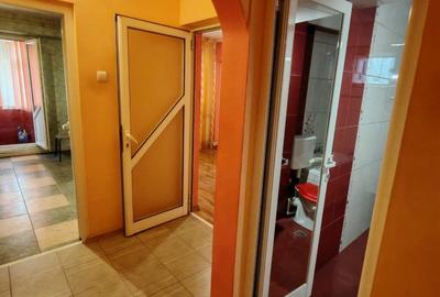 Apartament cu 2 camere decomandat în - 2