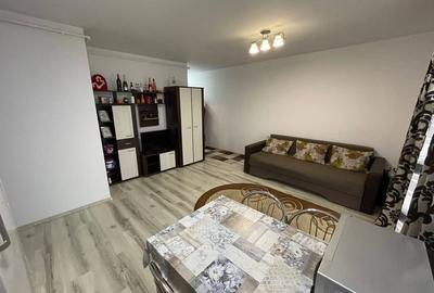 Apartament cu 2 camere semidecomandat în Lotrioara
