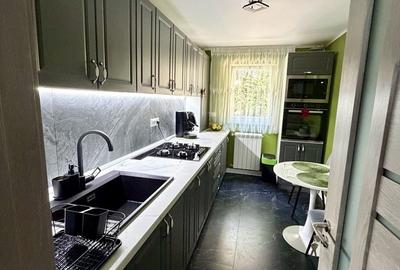 Apartament cu 4 camere în Central - 1