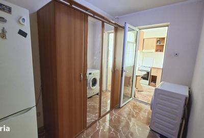 Apartament cu 2 camere decomandat în Trivale