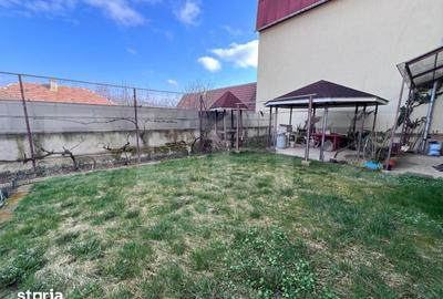 Casă cu 7 camere decomandat cu Teren 430 Mp în Gruia - 13