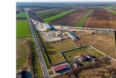 Spațiu comercial, de 3,240 mp, în Central - 2
