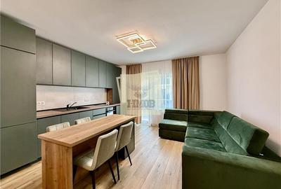 Apartament cu 3 camere decomandat, mobilat în Exterior Sud