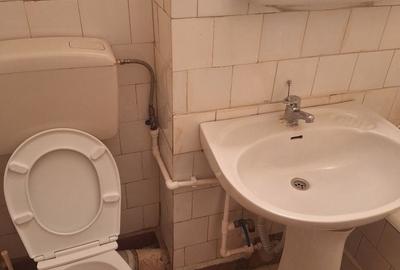 Apartament cu 3 camere semidecomandat în Central - 3