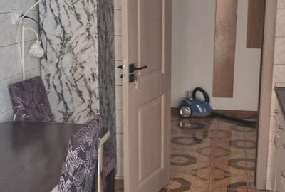 Apartament cu 2 camere decomandat în Micro 20 - 4