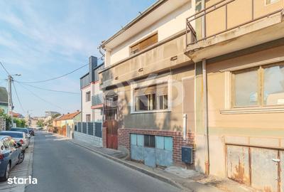Casă cu 4 camere cu Teren 188 Mp în Iorga