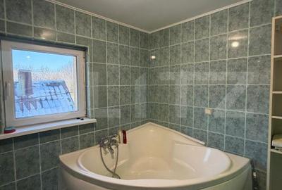 Casă cu 9 camere cu Teren 2200 Mp în Fălticeni - 7